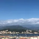 Apartamento Tres Bel Avec Terrasse De 87m2 Avec Superbe Vue Panoramique Sur La Baie D Ajaccio (Corsica)