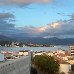 Tres Bel Avec Terrasse De 87m2 Avec Superbe Vue Panoramique Sur La Baie D Apartamento *