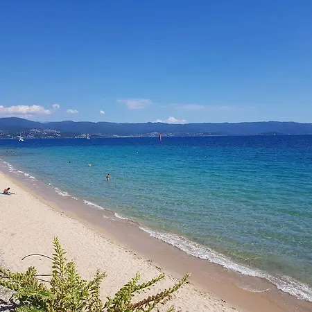 Tres Bel Avec Terrasse De 87m2 Avec Superbe Vue Panoramique Sur La Baie D *