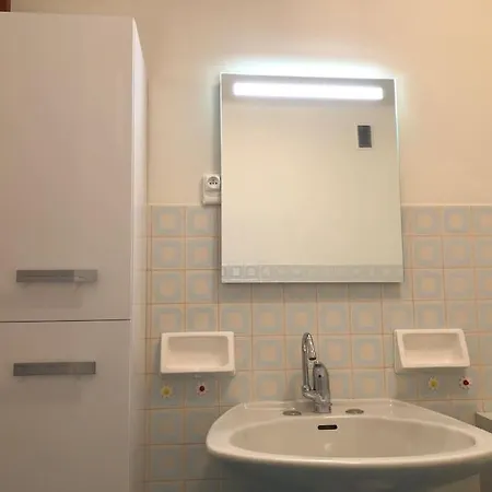 Tres Bel Avec Terrasse De 87m2 Avec Superbe Vue Panoramique Sur La Baie D * アジャクシオ