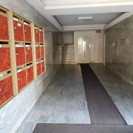 Tres Bel Avec Terrasse De 87m2 Avec Superbe Vue Panoramique Sur La Baie D アパート アジャクシオ