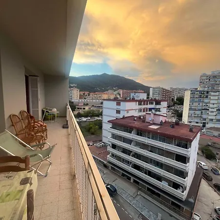 Tres Bel Avec Terrasse De 87m2 Avec Superbe Vue Panoramique Sur La Baie D *